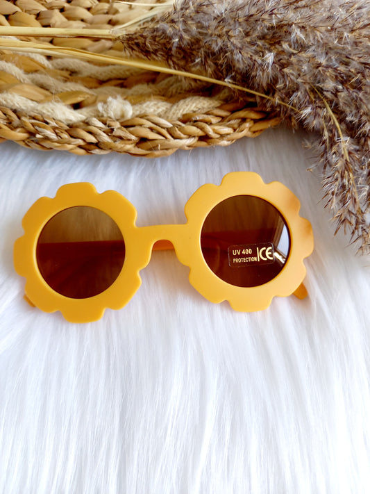 Runde Kinder-Sonnenbrille in Gelb mit UV400-Schutz und Blütenform, CE-zertifiziert, geeignet für Kleinkinder ab 1 Jahr