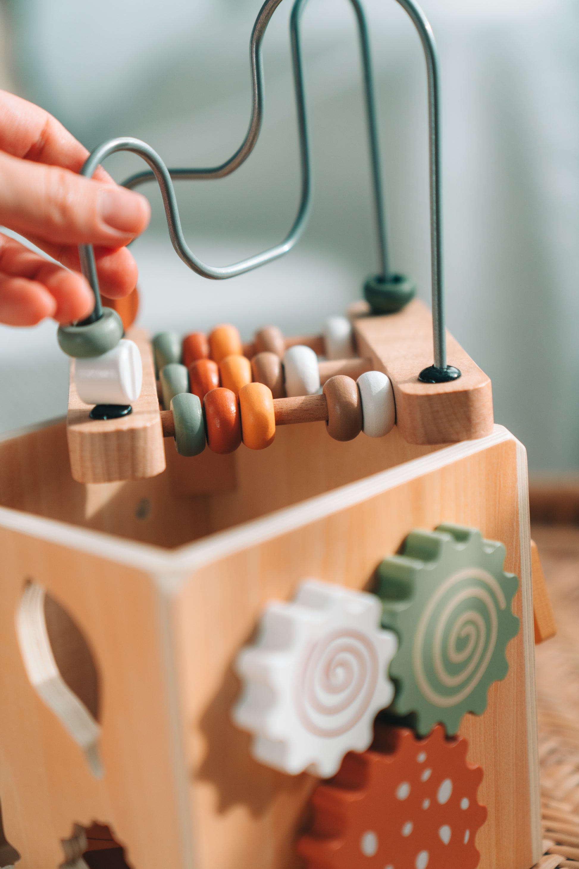 Motorikspiel Activity Würfel aus Holz für Kinder, interaktives Lernspiel